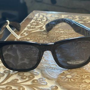 English laundry glasses NWT